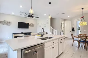 4868 San Martino Dr, Wesley Chapel, FL 33543 - Photo 5
