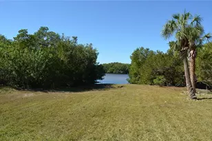 5400 Park St N, Saint Petersburg, FL 33709 - Photo 29