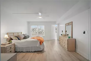 131 Bluff View Dr, Belleair Bluffs, FL 33770 - Photo 21