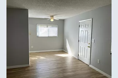 11703 Raintree Village Boulevard #B, Temple Terrace, FL 33617 - Photo 13