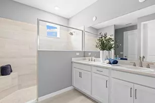 12622 Dockyard Trl, Palmetto, FL 34221 - Photo 9