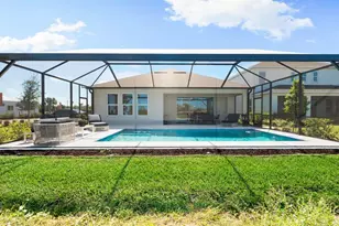 12622 Dockyard Trl, Palmetto, FL 34221 - Photo 21