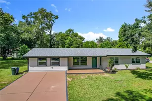 215 Edgewood Dr, Bartow, FL 33830 - Photo 1