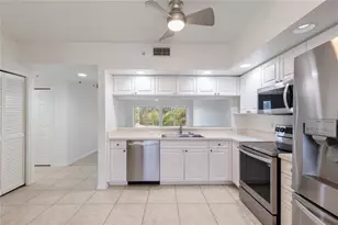 960 Starkey Rd, Largo, FL 33771 - Photo 9