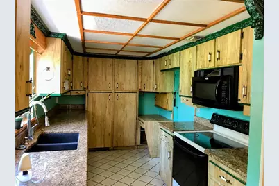 3750 Dovehollow Drive, Lakeland, FL 33812 - Photo 11