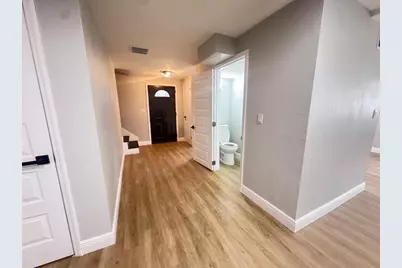 10118 Alambra Avenue, Tampa, FL 33619 - Photo 37