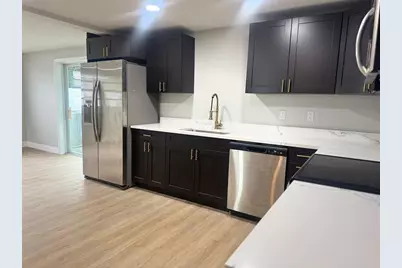 10118 Alambra Avenue, Tampa, FL 33619 - Photo 3