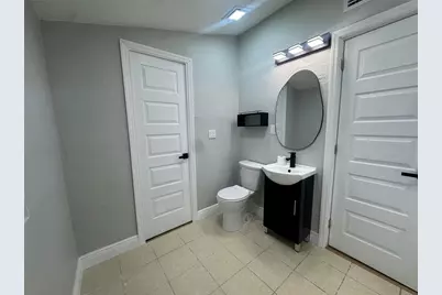 10118 Alambra Avenue, Tampa, FL 33619 - Photo 53