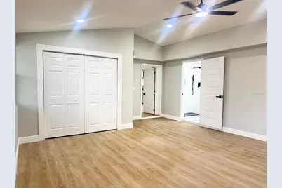 10118 Alambra Avenue, Tampa, FL 33619 - Photo 35