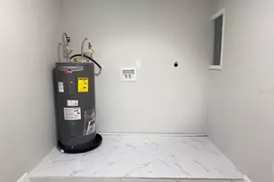 10118 Alambra Ave, Tampa, FL 33619 - Photo 59