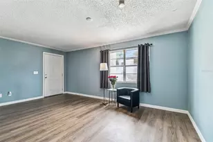 9115 Tudor Dr, Tampa, FL 33615 - Photo 13