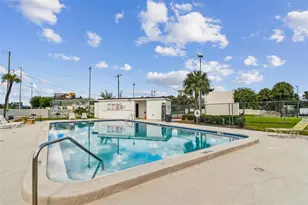 9115 Tudor Dr, Tampa, FL 33615 - Photo 51