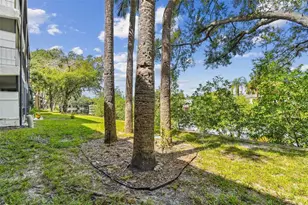 9115 Tudor Dr, Tampa, FL 33615 - Photo 35