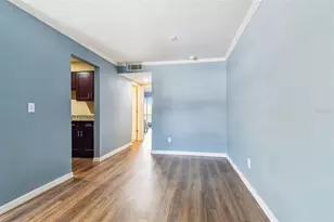 9115 Tudor Dr, Tampa, FL 33615 - Photo 11
