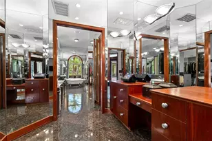 211 Rue Des Chateaux, Tarpon Springs, FL 34688 - Photo 71