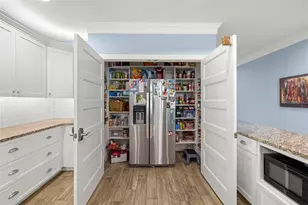 2623 57th St S, Gulfport, FL 33707 - Photo 13