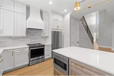 222 N Hesperides Street, Tampa, FL 33609 - Photo 9