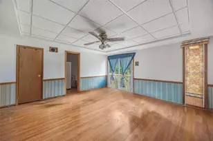 12428 Kelso Rd, Thonotosassa, FL 33592 - Photo 5