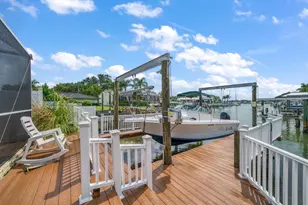 1670 Clearwater Harbor Dr, Largo, FL 33770 - Photo 3