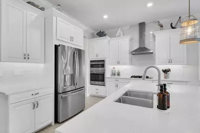 710 16th Avenue E, Palmetto, FL 34221 - Photo 13