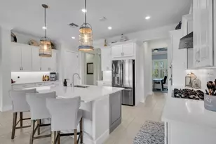 710 16th Ave E, Palmetto, FL 34221 - Photo 11