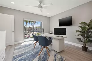 12404 Capri Cir N, Treasure Island, FL 33706 - Photo 15