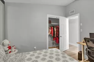 7502 Lakeside Blvd, Tampa, FL 33614 - Photo 21