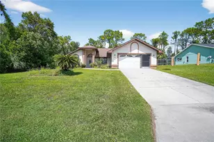 8959 Hernando Way, Weeki Wachee, FL 34613 - Photo 5