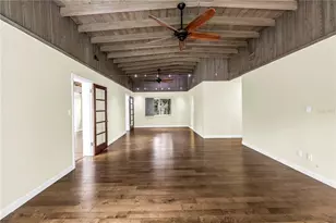 525 Villa Grande Ave S, Saint Petersburg, FL 33707 - Photo 9