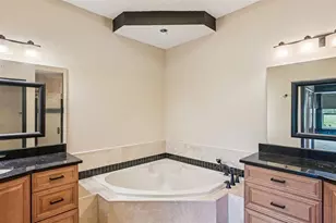 675 Masterpiece Dr, Sun City Center, FL 33573 - Photo 21