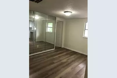 5706 E 30th Avenue, Tampa, FL 33619 - Photo 9