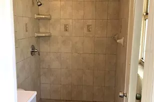 5706 E 30th Ave, Tampa, FL 33619 - Photo 19