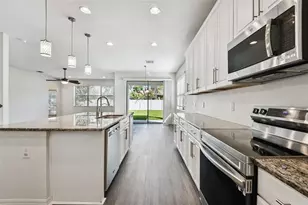 19314 Long Lake Ranch Blvd, Lutz, FL 33558 - Photo 13