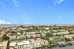 11705 3rd St E, Treasure Island, FL 33706 - Photo 21