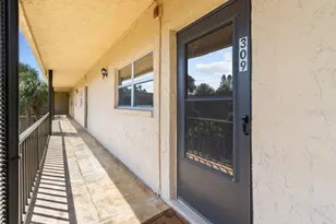 11485 Oakhurst Rd, Largo, FL 33774 - Photo 21