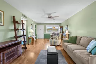 11485 Oakhurst Rd, Largo, FL 33774 - Photo 1