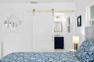 540 Dolphin Ave SE, Saint Petersburg, FL 33705 - Photo 49