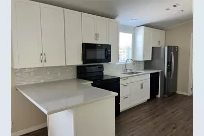 7049 Mount Essex Drive NE #521, Saint Petersburg, FL 33702 - Photo 11