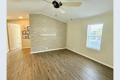 7049 Mount Essex Drive NE #521, Saint Petersburg, FL 33702 - Photo 9