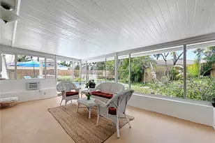 37 Dolphin Dr, Treasure Island, FL 33706 - Photo 27