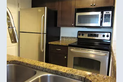 10200 Gandy Boulevard N #514, Saint Petersburg, FL 33702 - Photo 9