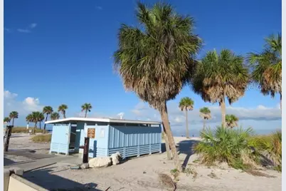 995 Spinnaker Court, Tarpon Springs, FL 34689 - Photo 39