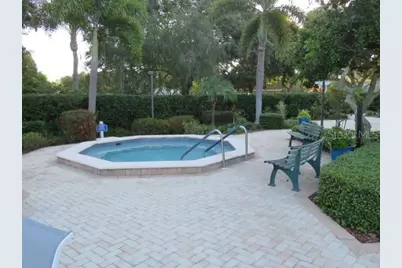 995 Spinnaker Court, Tarpon Springs, FL 34689 - Photo 27