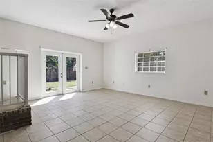 4117 E Sewaha St, Tampa, FL 33617 - Photo 11