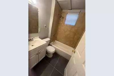 2102 14th Street S, Saint Petersburg, FL 33705 - Photo 9