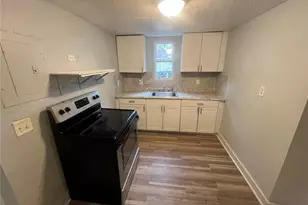 2102 14th St S, Saint Petersburg, FL 33705 - Photo 3