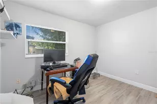 10208 Lola St, Tampa, FL 33612 - Photo 9