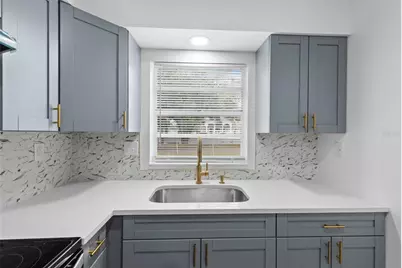 7724 Downing Circle, Tampa, FL 33610 - Photo 11