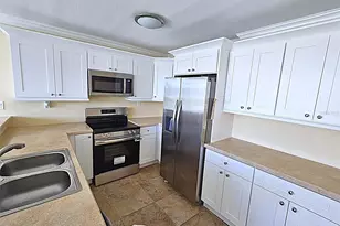 2424 W Tampa Bay Blvd, Tampa, FL 33607 - Photo 15