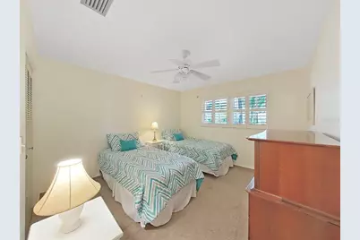 10038 62nd Terrace N #8, Saint Petersburg, FL 33708 - Photo 17